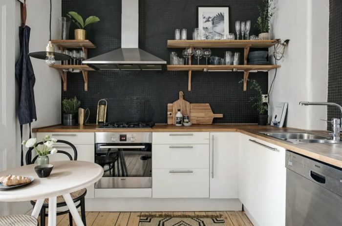 Красивый дизайн кухни без навесных шкафов с фото