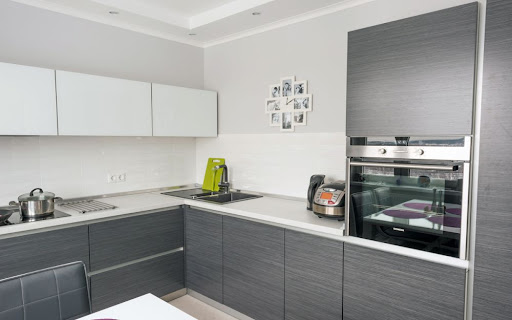 Современный интерьер белой кухни с фото - 80 идей
